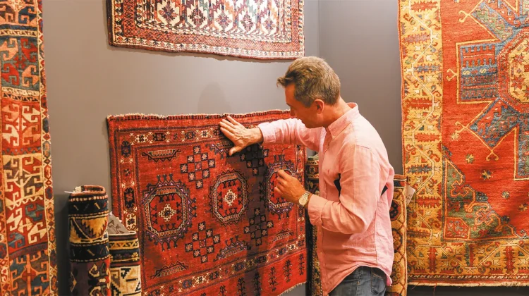 A Gathering of World- Renowned Antique Carpet Collectors in Istanbul